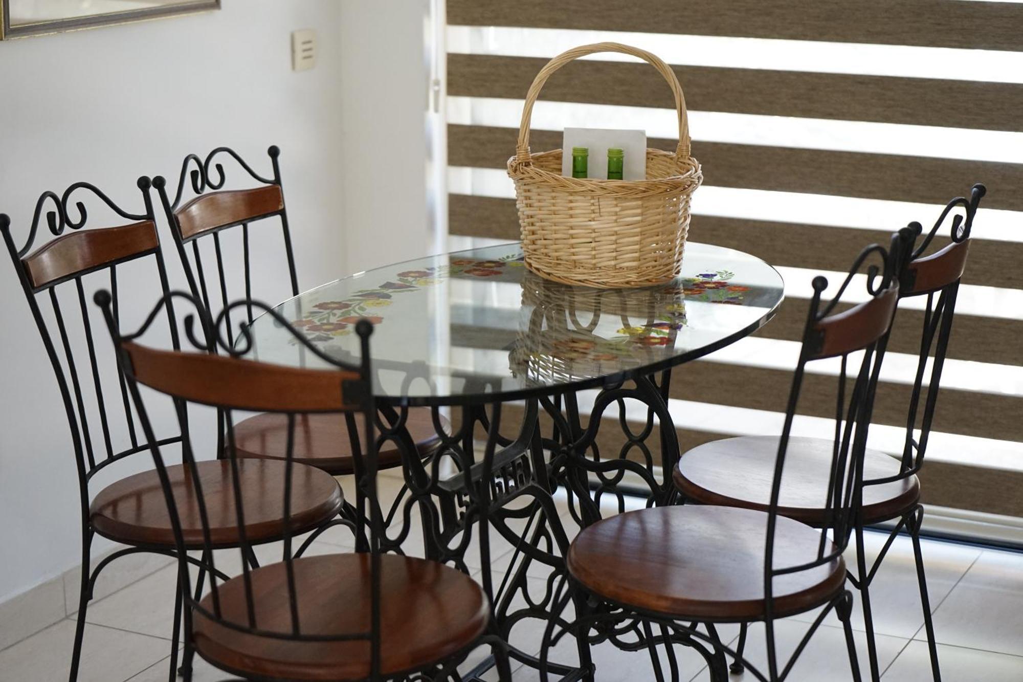 Searenity Seafront House - 50m From The Holiday home Larnaca